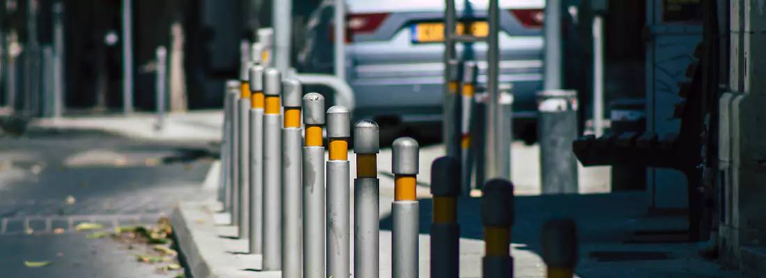 Safe and Convenient Retractable Barrier Column Systems for Properties in Bradenton, FL